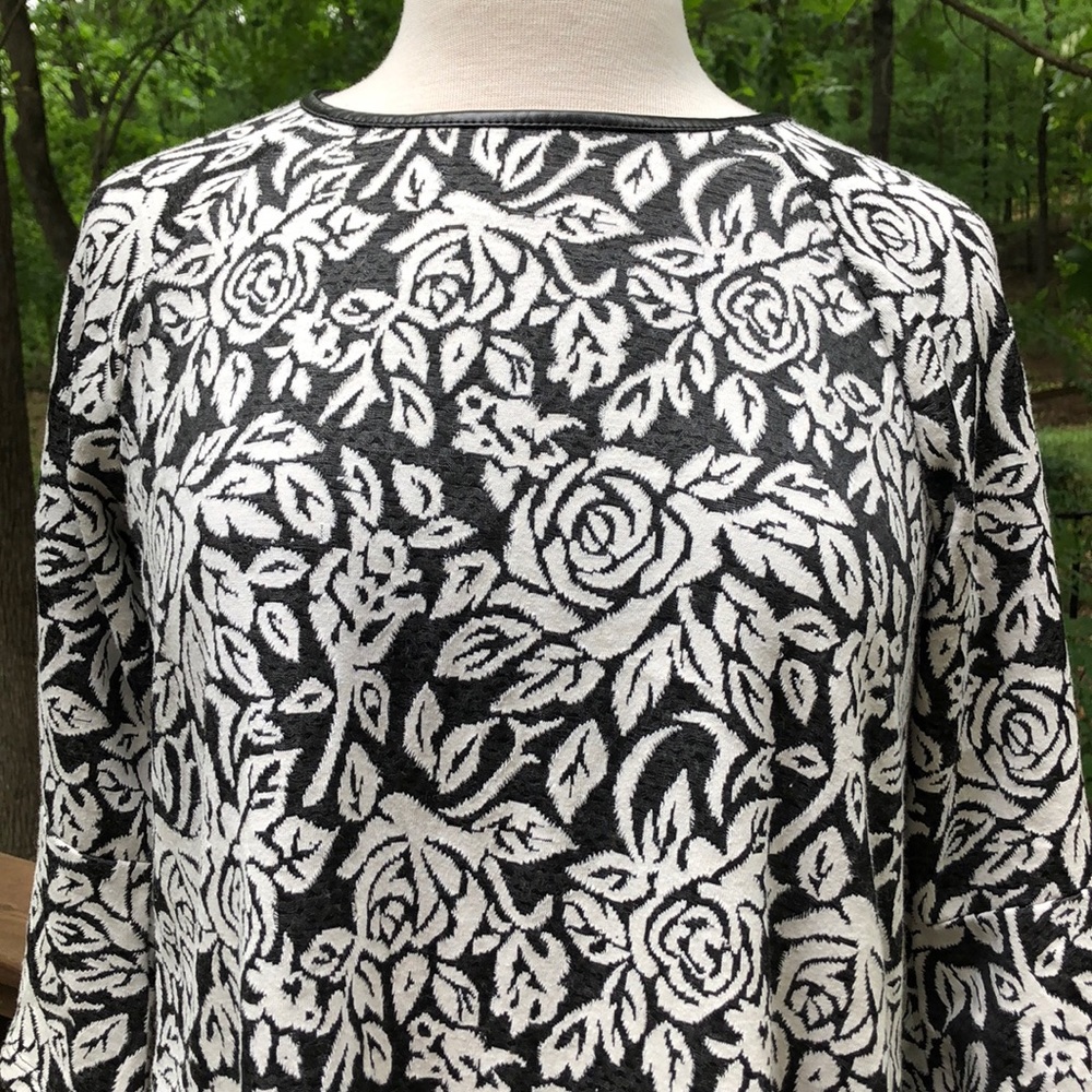 Rose Pattern Madison Dress - Picture 5 of 7